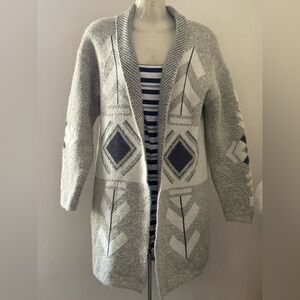 Dreamers Gray Aztec Patterned Women's Cardigan, medium